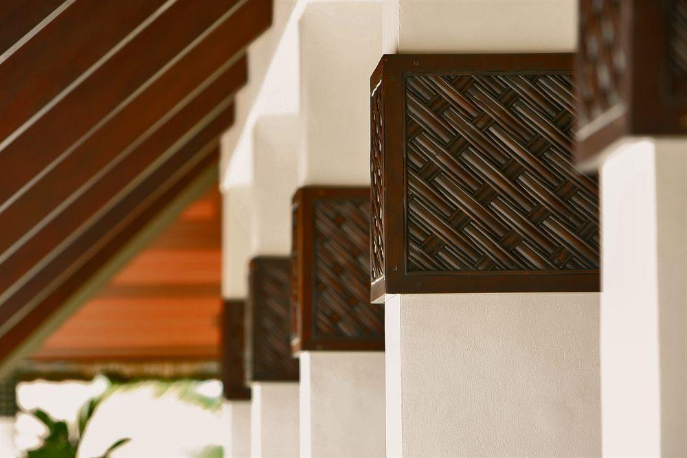 Oceanica Resort Panglao, Bohol Luaran gambar Detail of the staircase