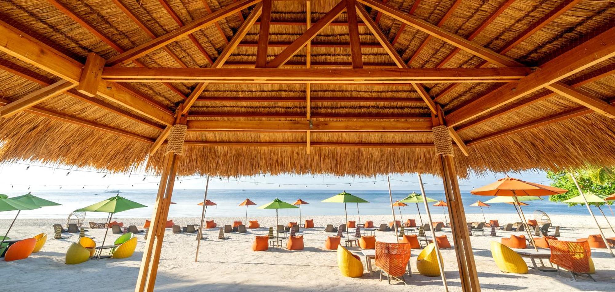 Oceanica Resort Panglao, Bohol Luaran gambar The beach at the Hard Rock Hotel