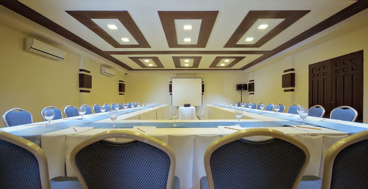 Oceanica Resort Panglao, Bohol Luaran gambar Meeting room