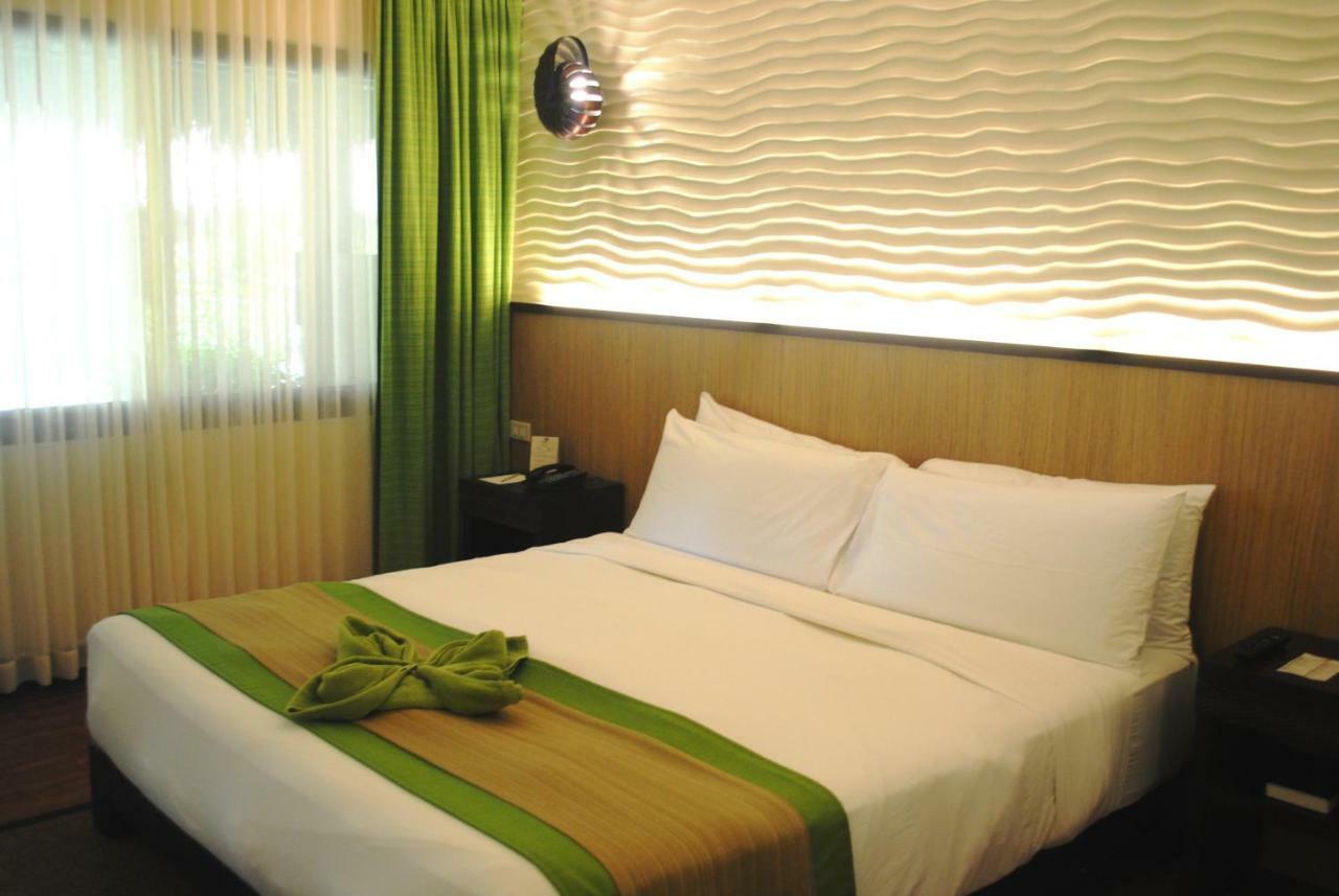 Oceanica Resort Panglao, Bohol Luaran gambar A room at the hotel